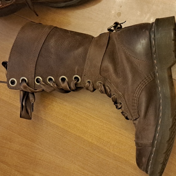 Aimilita Triumph Adjustable brown victorian flowers floral boots - Picture 6 of 7